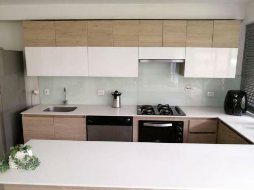 Moderno Apartamento En El Coraz�n Del Poblado