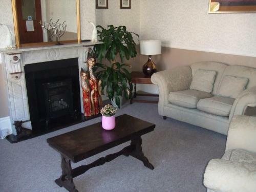 Hostal The Denewood