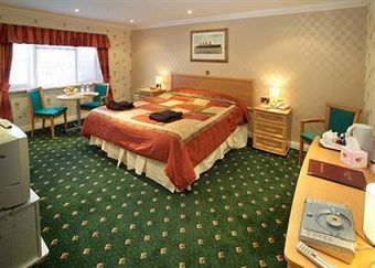 Melville Hall Hotel And Utopia Spa