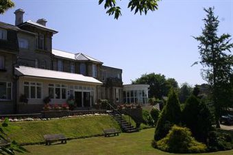 Melville Hall Hotel And Utopia Spa