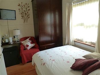Hostal Oaklands House