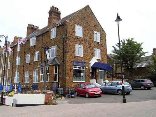 Hostal Marine Hotel