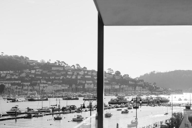 Dart Marina Hotel