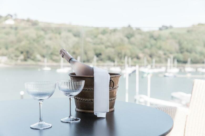 Dart Marina Hotel