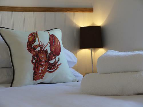 Let?s Unwind Cottages - The Salty Dog & Rock Lobster