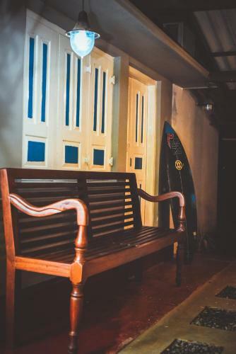 Albergue Good Karma Surf Camp