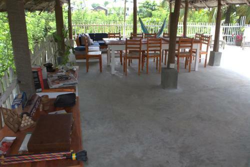 Hotel Lotus Surf House