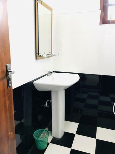 Hotel Blue Diamond Monaragala