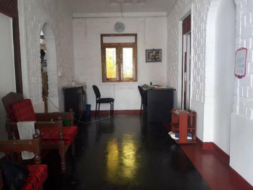 Three Room (2 A/c) Rest House In Arugam Bay