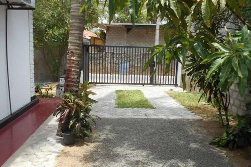 Three Room (2 A/c) Rest House In Arugam Bay