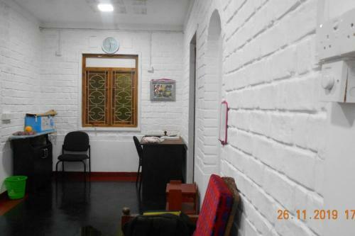 Three Room (2 A/c) Rest House In Arugam Bay