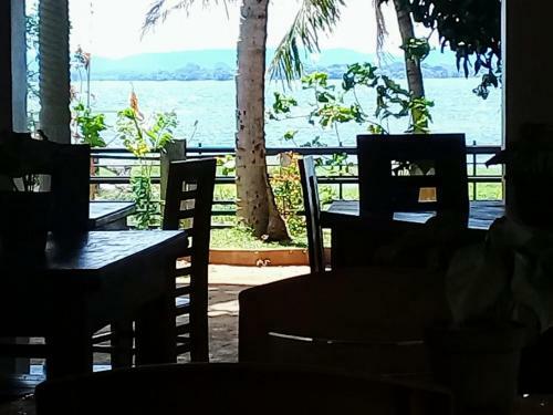 Hotel Nildiya Lake