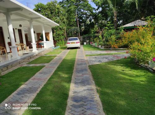 Hostal Geethani Tourists Home
