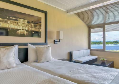 The Lake Hotel