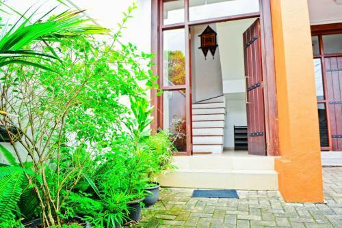 Furnished Apartment At Nawala