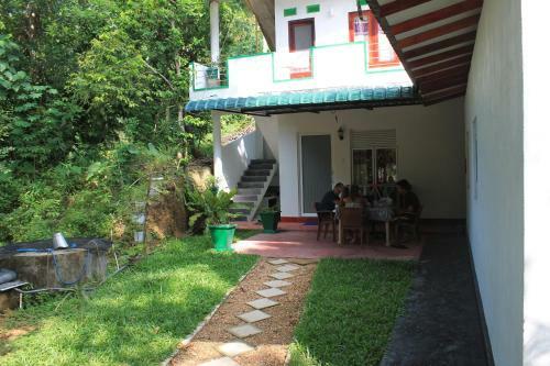 Hostal Little Mount Guest House