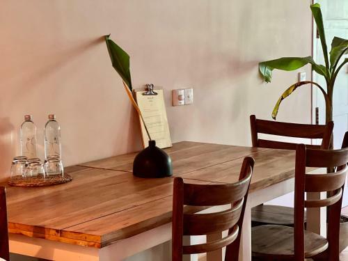 The Slow Vegan Hotel