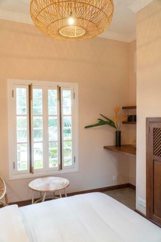 The Slow Vegan Hotel