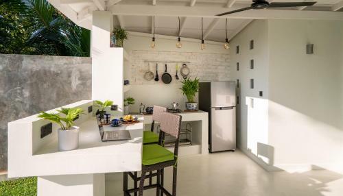 Your Dream Bungalow - Mirissa
