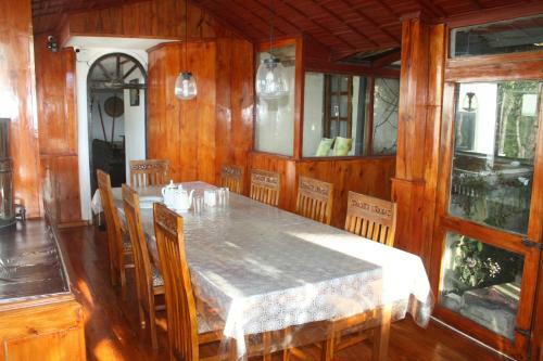 Hotel Bezel Bungalow Nuwara Eliya