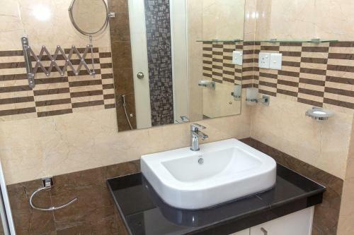 Hostal Windsor Residence