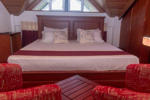Hostal Windsor Residence