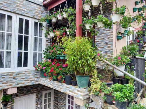 S R I Homestay