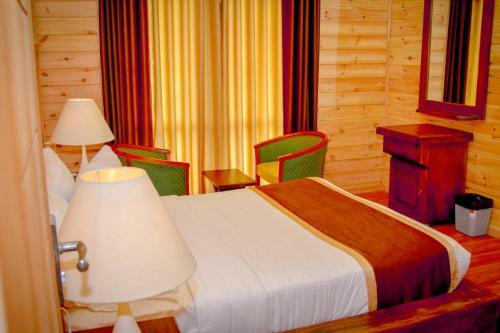Hotel Omaya Hills