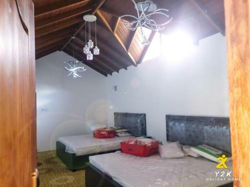 Hotel Y2k Holiday Home
