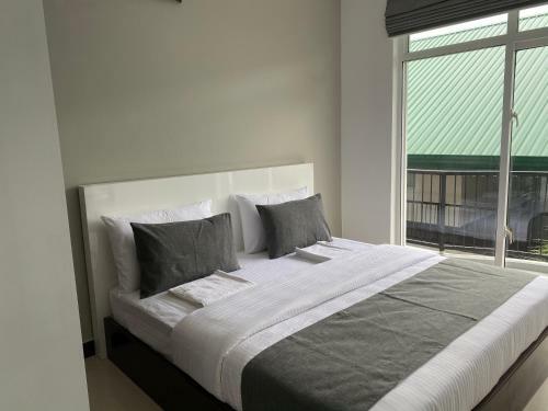 Apartamentos Lake Infinity Luxury Condos