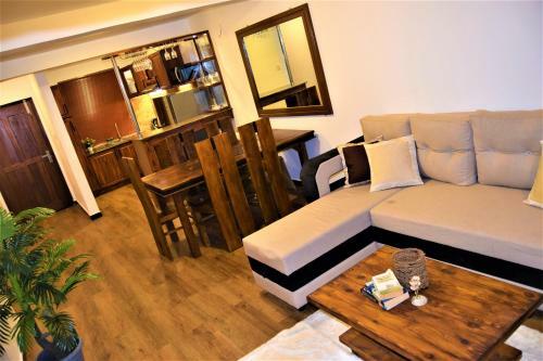 Apartamentos Lake Infinity Luxury Condos