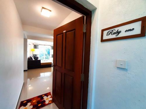 Hotel Ruby Apartments