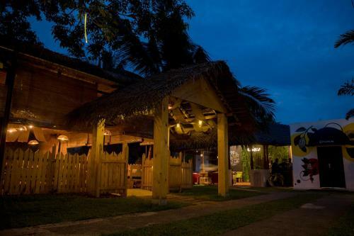 Tuk Tuk Hostel Negombo