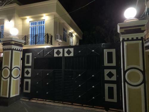 Hostal Royal City Inn