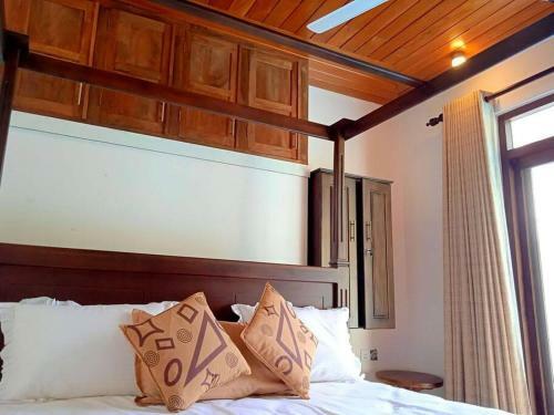 Heaven Thalalla- 4bhk Villa With Private Pool