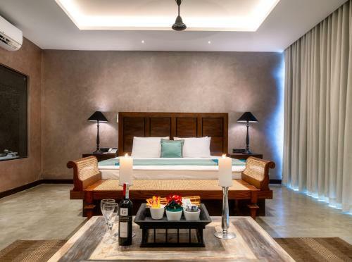 Reef Thalpe - 6 Bedroom Serviced Villa