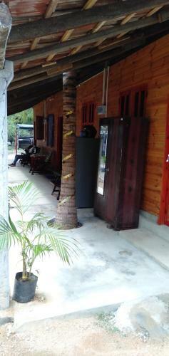 Walkers Hostel