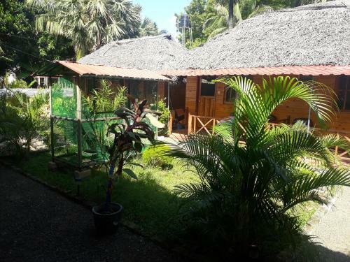 Hostal Feel Well Guest Inn