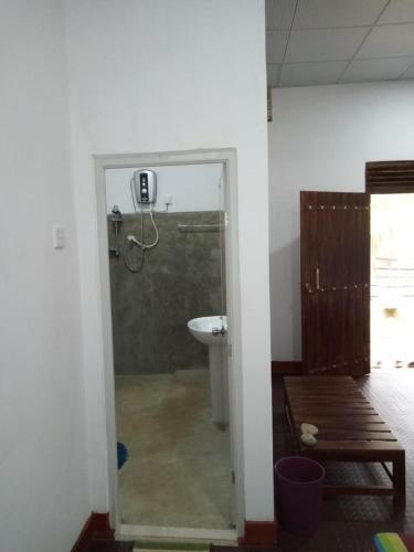 Bed & Breakfast Thilina Homestay