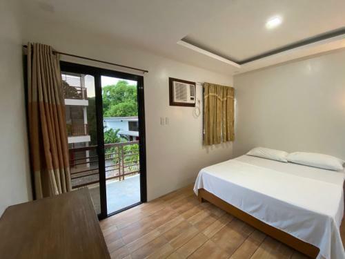 Hotel Cerca Parola Beach Resort
