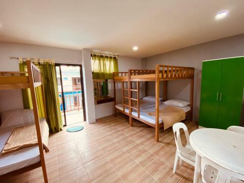 Hotel Cerca Parola Beach Resort