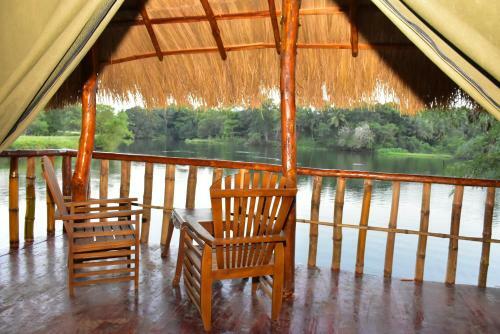 Hotel Pelican Lake