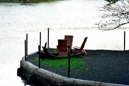Hotel Pelican Lake