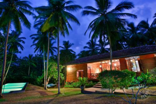 Villa The Teak House