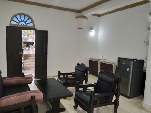 Hotel Manidi Villa