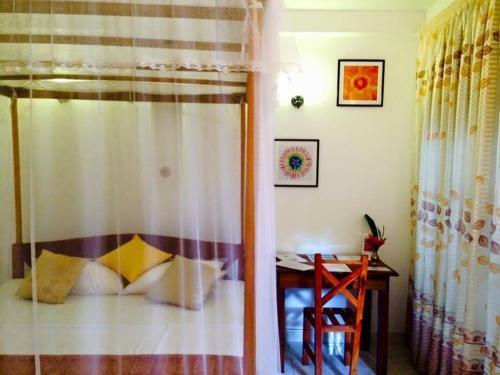 Hostal Romaya Guesthouse