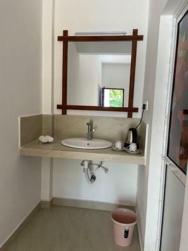 Hostal The Regency Villa