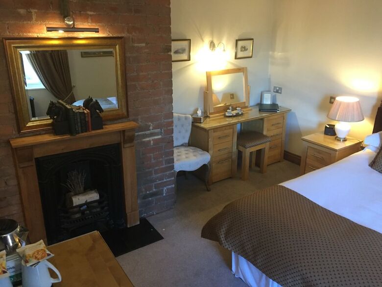 Hostal Willow Tree House