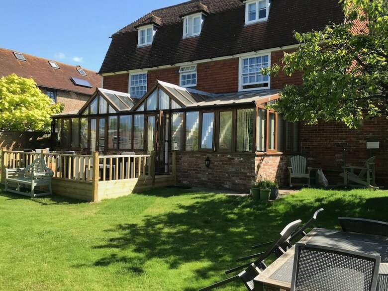 Hostal Willow Tree House