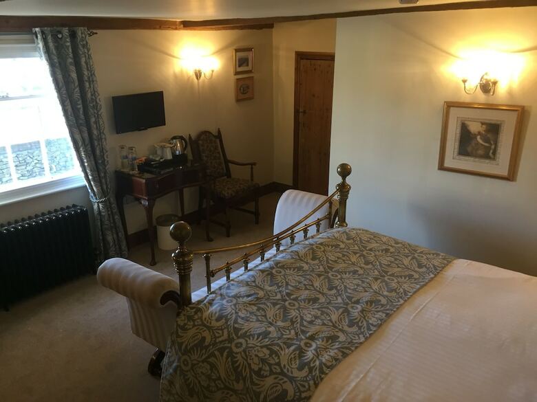 Hostal Willow Tree House